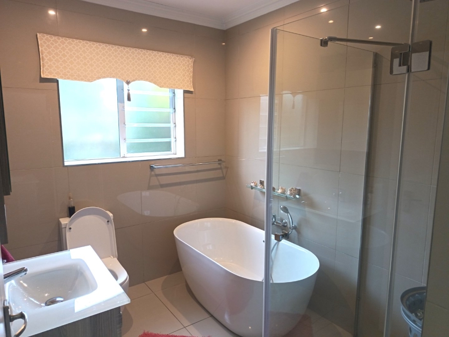 3 Bedroom Property for Sale in Blanco Western Cape